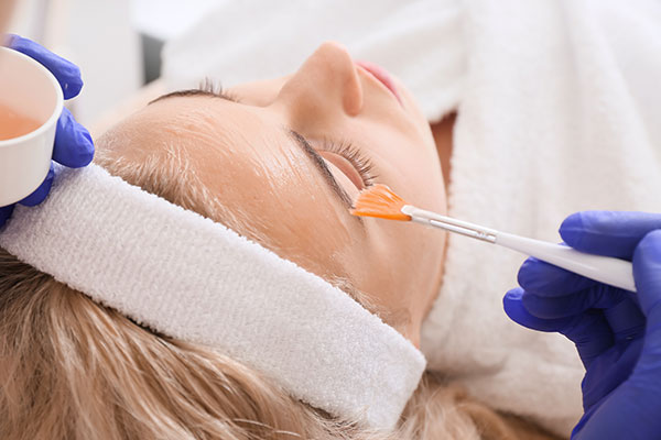 Atlantis Day Spa - Chemical Peels